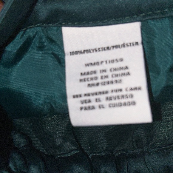 MADDEN NYC JUNIOR SATIN CARGO JOGGERS! - Picture 6 of 13